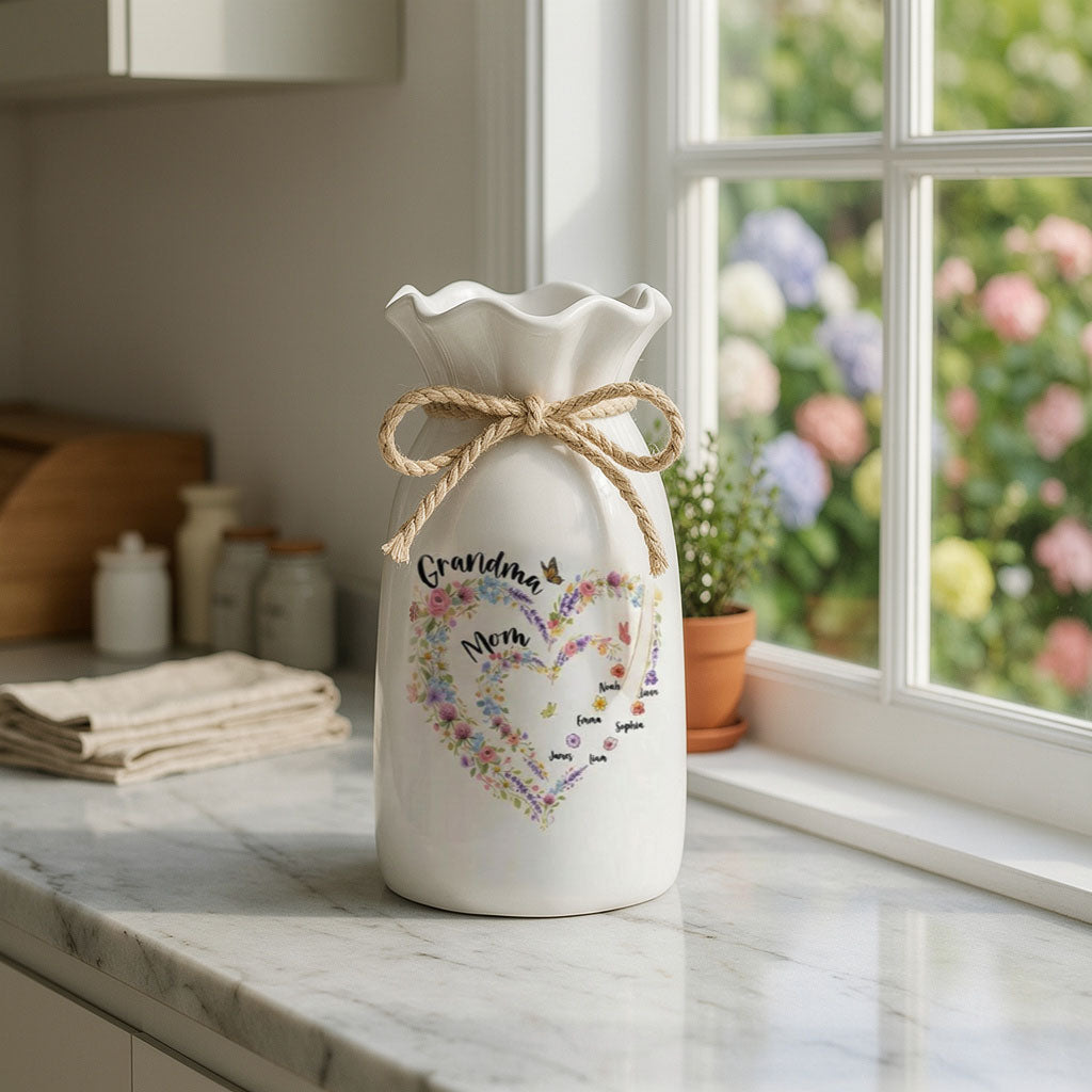 Personalized Mom Grandma Heart Flower Vase, Family Birth Flower Vase