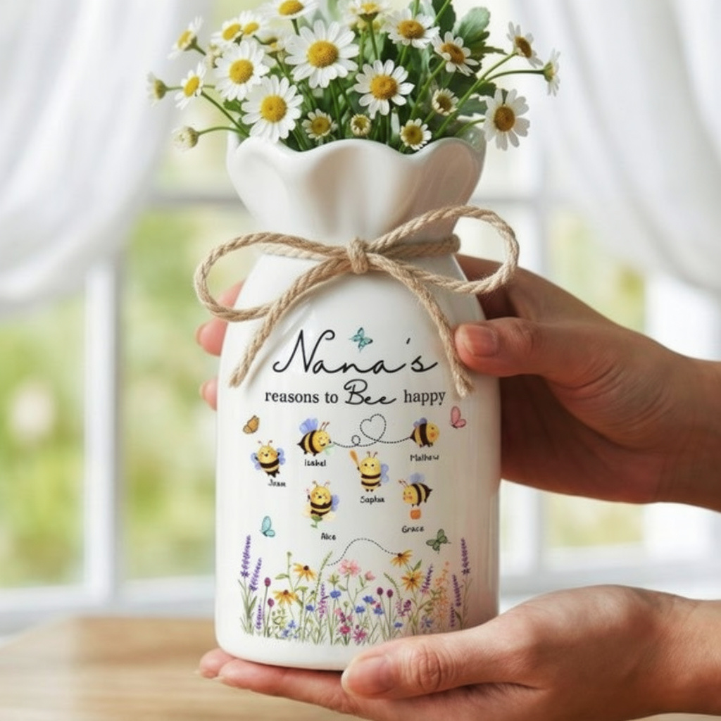 Personalized Grandma's Reason To Bee Happy Ceramic Flower Vase Mother's Day Gifts