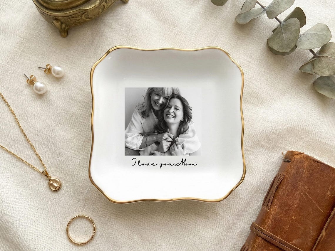 Personalized Photo Jewelry Dish for Mom, Ceramic Trinket Dish with Picture