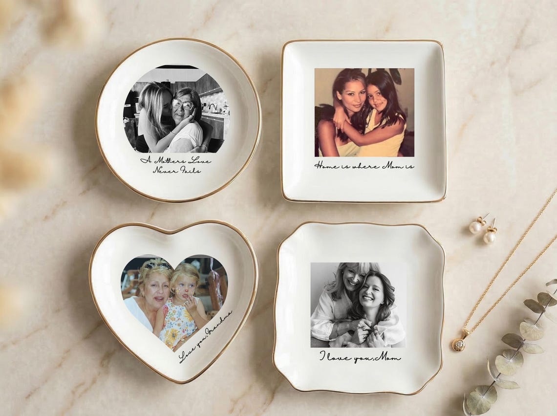 Personalized Photo Jewelry Dish for Mom, Ceramic Trinket Dish with Picture