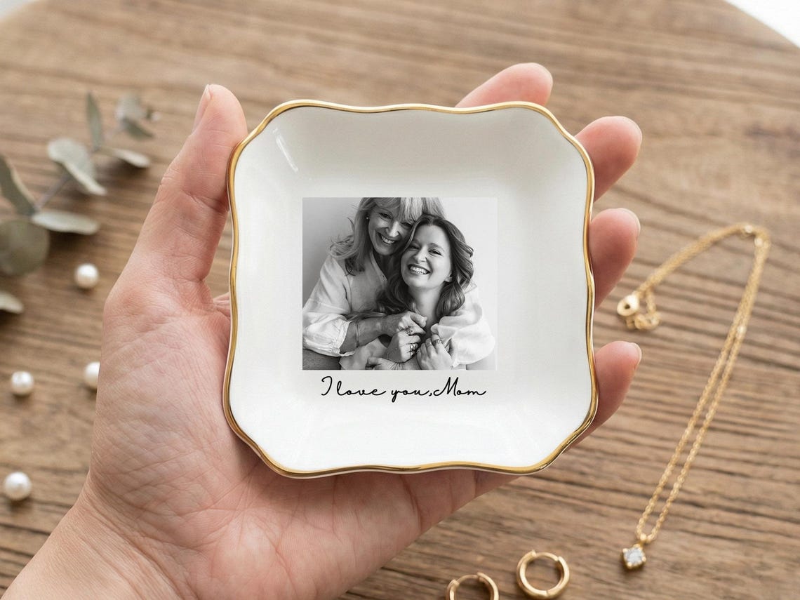 Personalized Photo Jewelry Dish for Mom, Ceramic Trinket Dish with Picture