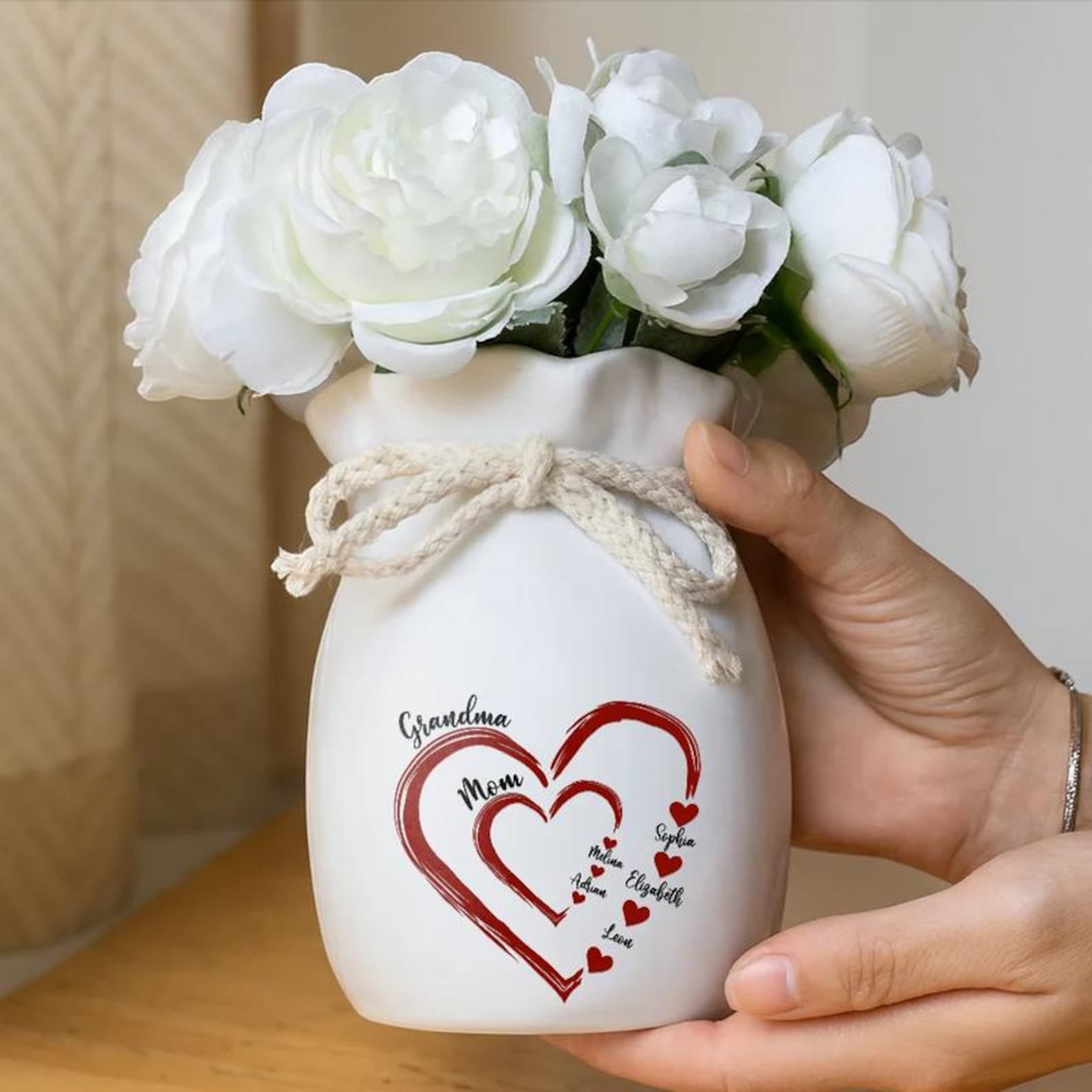 Personalized Mom Grandma Heart Flower Vase, Custom Names Family Vase
