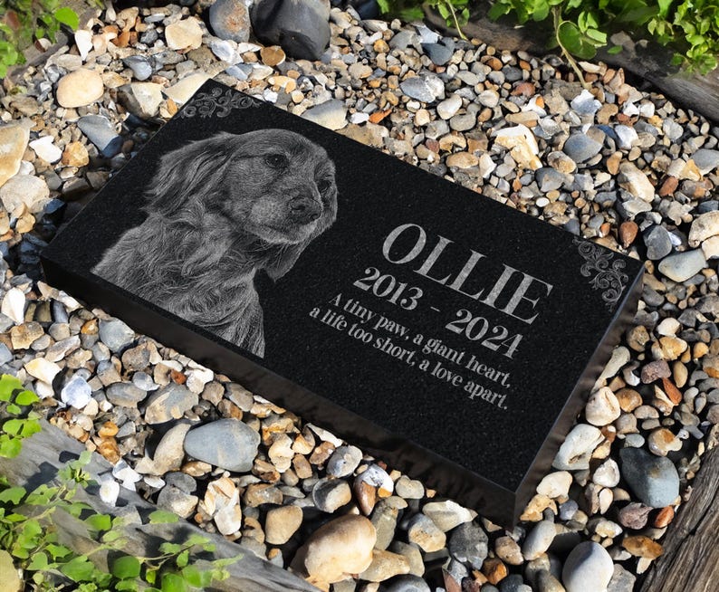 Personalized Pet Memorial Stone, Custom Grave Marker, Engraved Headstone for Cats & Dogs