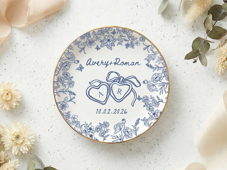 Personalized Engagement Ring Dish, Custom Couple Name Trinket Dish, Bridal Shower Gift
