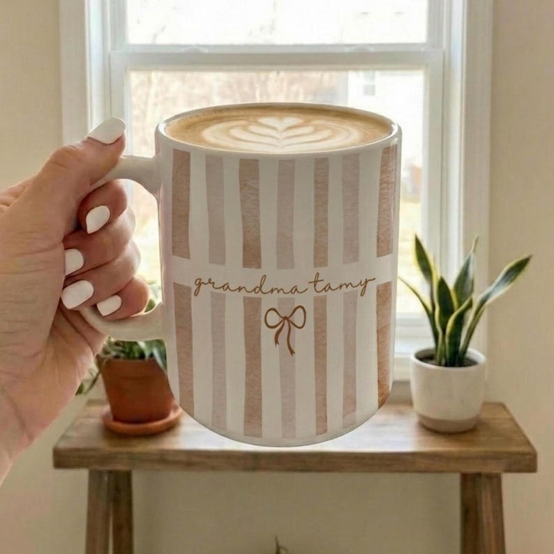 Personalized Grandma Mug, Custom Grandma Name Baby Announcement Gift for New Grandmother