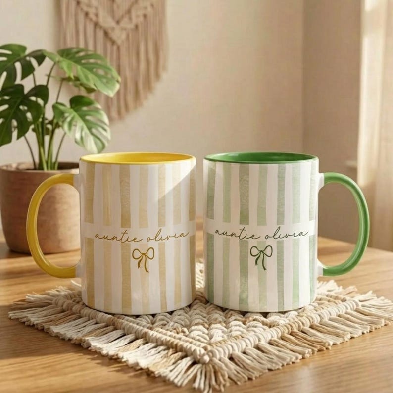 Personalized New Auntie Striped Mug, Custom Pregnancy Reveal Mother's Day Gift, New Aunt Gift Ideas