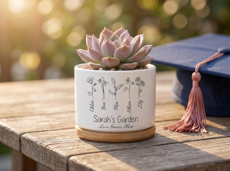 Personalized Cute Planter for Graduate, Class of 2026 Gift, Teacher Appreciation Gift