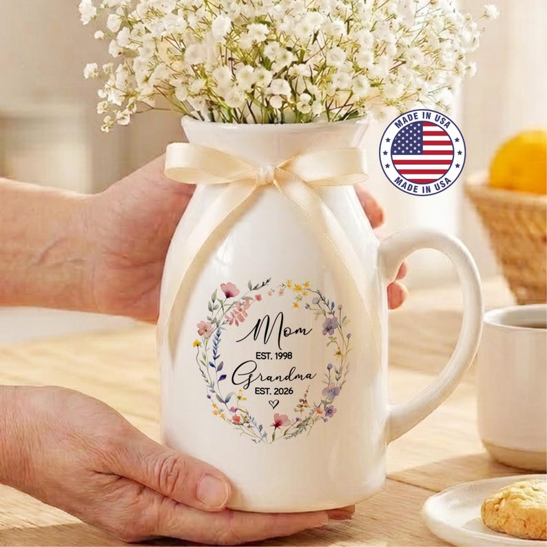 Personalized New Grandma Vase, First Time Grandma Mothers Day Gift