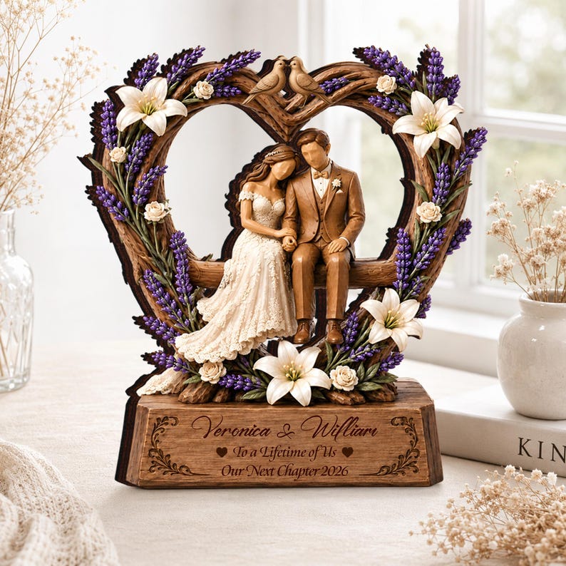 Personalized Wedding Couple Sculpture, Custom Bride and Groom Anniversary Gift, Romantic Heart Frame Keepsake