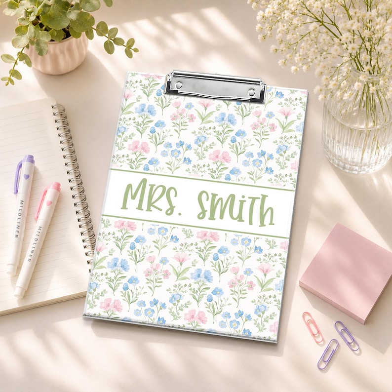 Custom Vintage Grandmillennial Floral Teacher Acrylic Clipboard: Back To School Teacher Gift