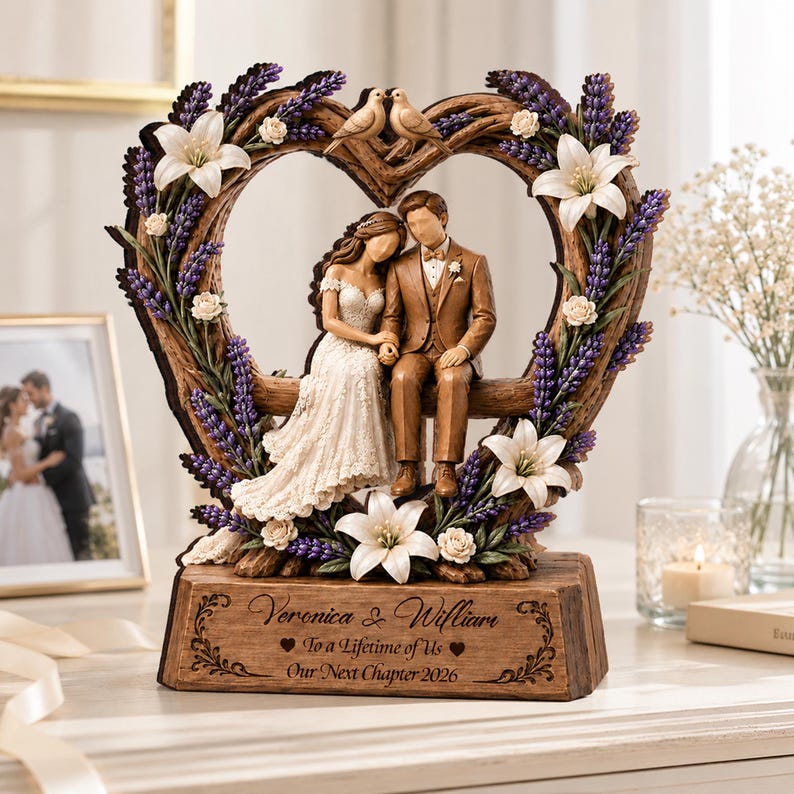 Personalized Wedding Couple Sculpture, Custom Bride and Groom Anniversary Gift, Romantic Heart Frame Keepsake