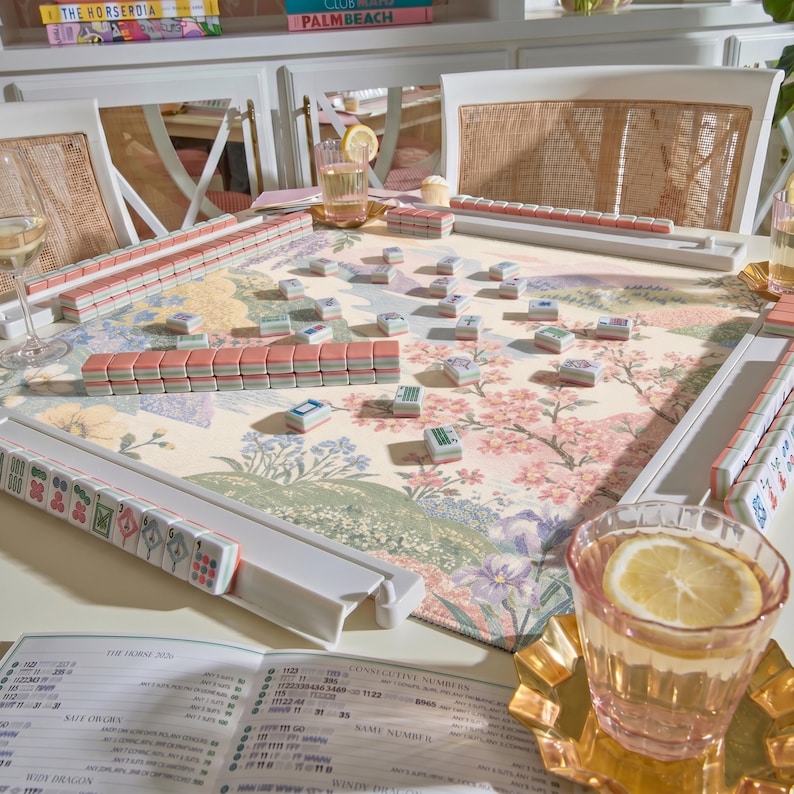 Japanese Landscape Watercolor Mahjong Mat, Pastel Cherry Blossom Tapestry Table Cover, Non-slip Game Mat
