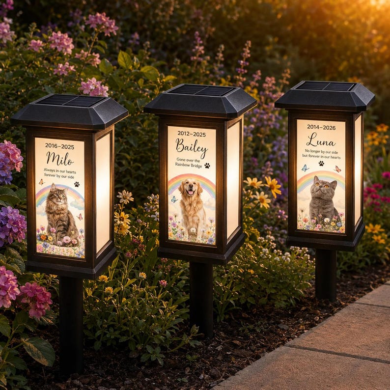 Personalized Name Photo Pet Memorial Solar Light, Custom Dog Cat Memorial Garden Stake, Pet Loss Sympathy Gift