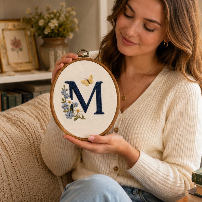 Custom Embroidered Monogram With Floral Oval Hoop Art, Personalized Embroidery Wall Hangings Decor