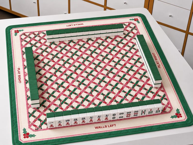 Festive Mahjong Play Mat With Holly & Plaid Design, Christmas Table Game Mat, Holiday Season Mahjong Decor