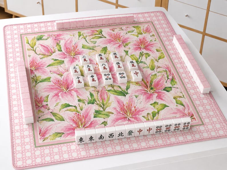 Floral Mahjong Mat, Pink Lily Table Cover, Elegant Cane Pattern Game Pad, Non-Slip Tabletop Accessory, Home Decor Gift