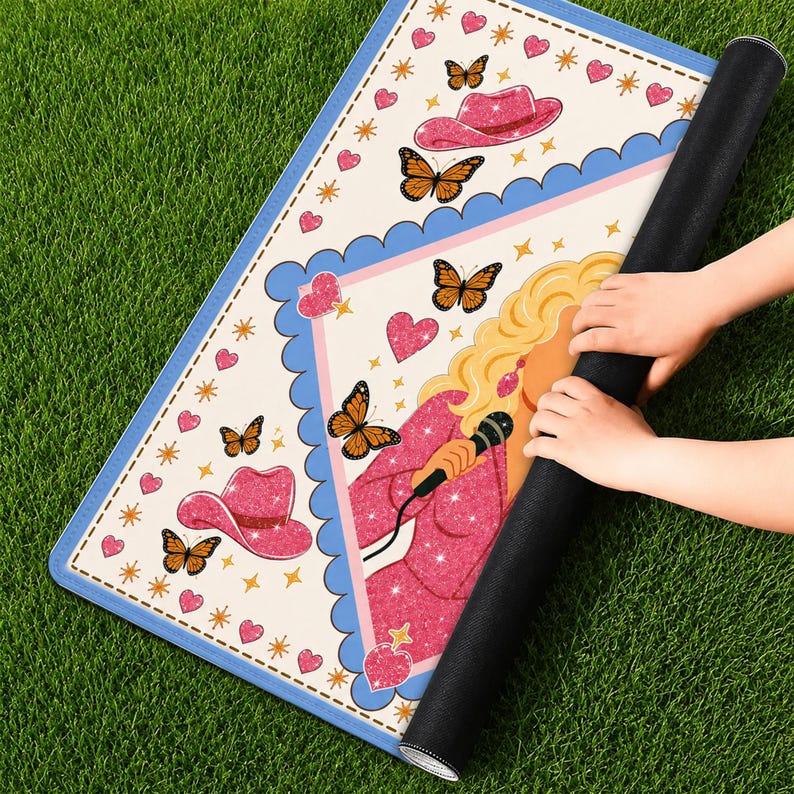 D.P Mahjong Mat, Country Music Game Night, Unique Mahjong Gift, Vibrant Record Player Design