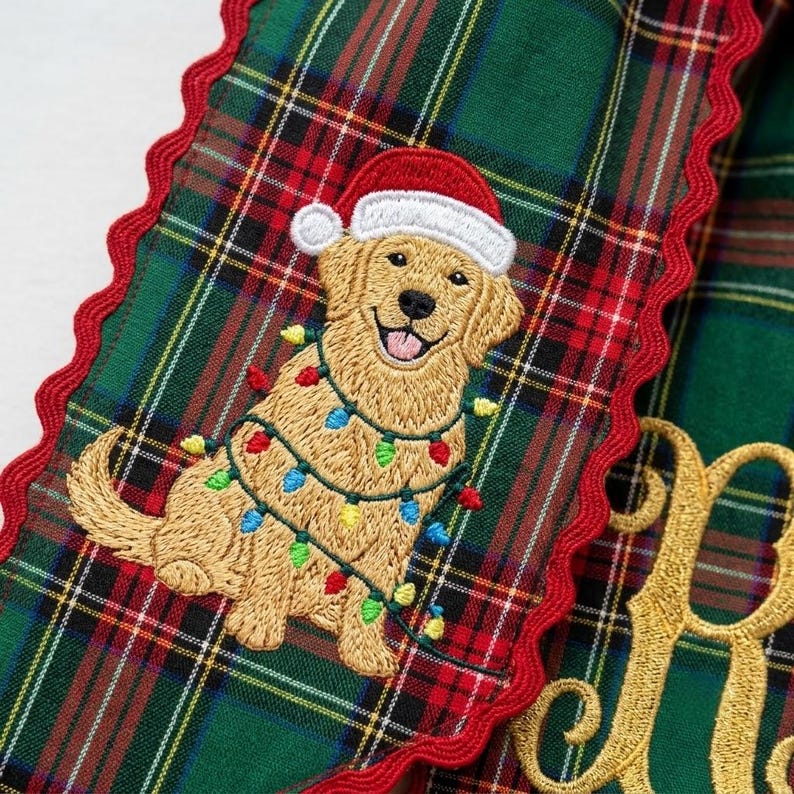 Personalized Christmas Golden Retriever Wreath Sash, Embroidered Dog Door Bow, Custom Monogram Porch Decor