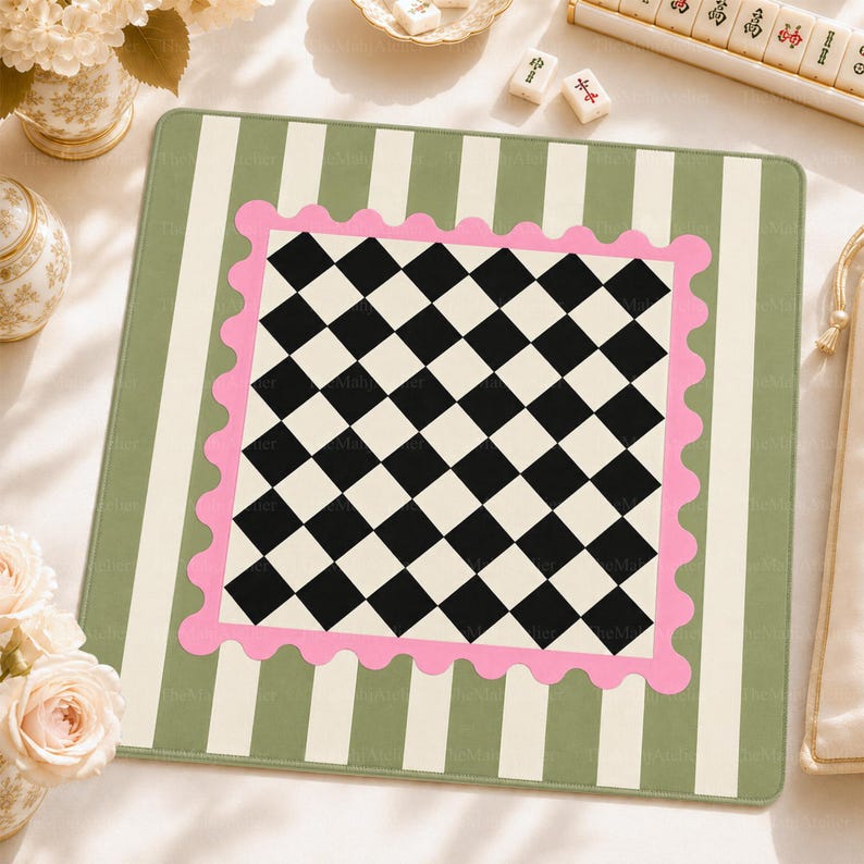 Sage Green & Pink Checkerboard Mahjong Mat, Preppy Scalloped Game Mat, Non-slip Table Cover