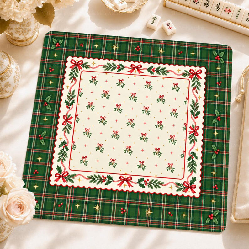 Scalloped Tartan & Mistletoe Mahjong Mat, Heritage Holly Berry Christmas Game Mat, Non-slip Table Cover