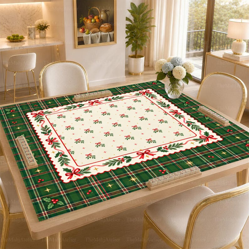 Scalloped Tartan & Mistletoe Mahjong Mat, Heritage Holly Berry Christmas Game Mat, Non-slip Table Cover