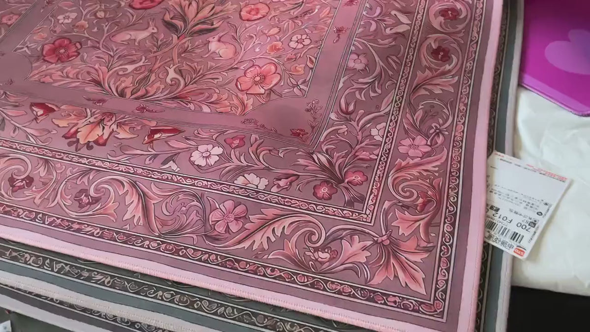 Vintage Botanical Rabbit Mahjong Mat, William Morris Style Floral Playmat, Extra Thick Nonslip Table Cover